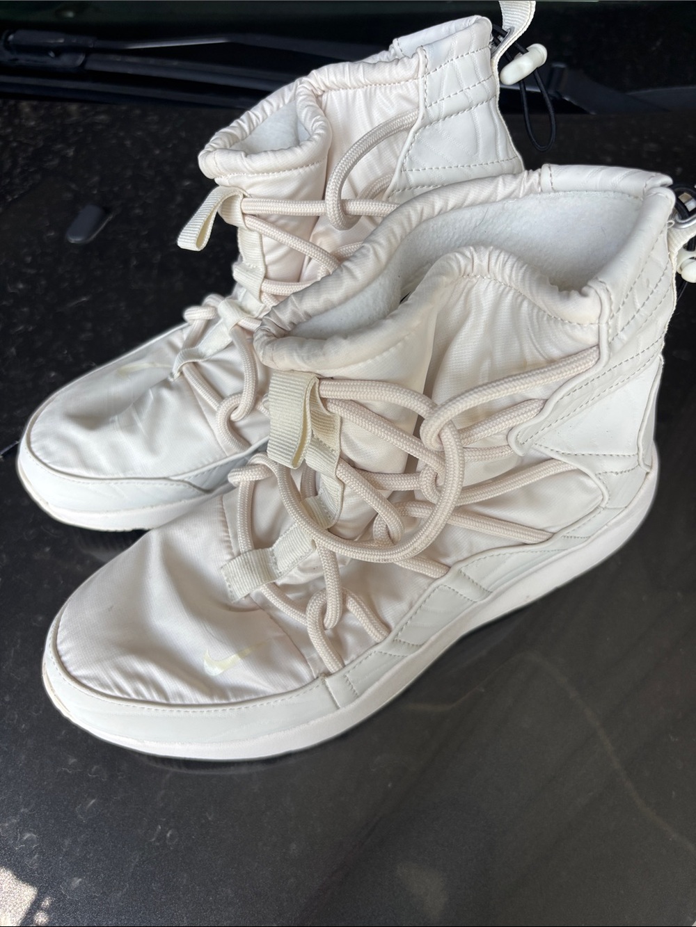Nike Women's mid Casual lightweight boots
